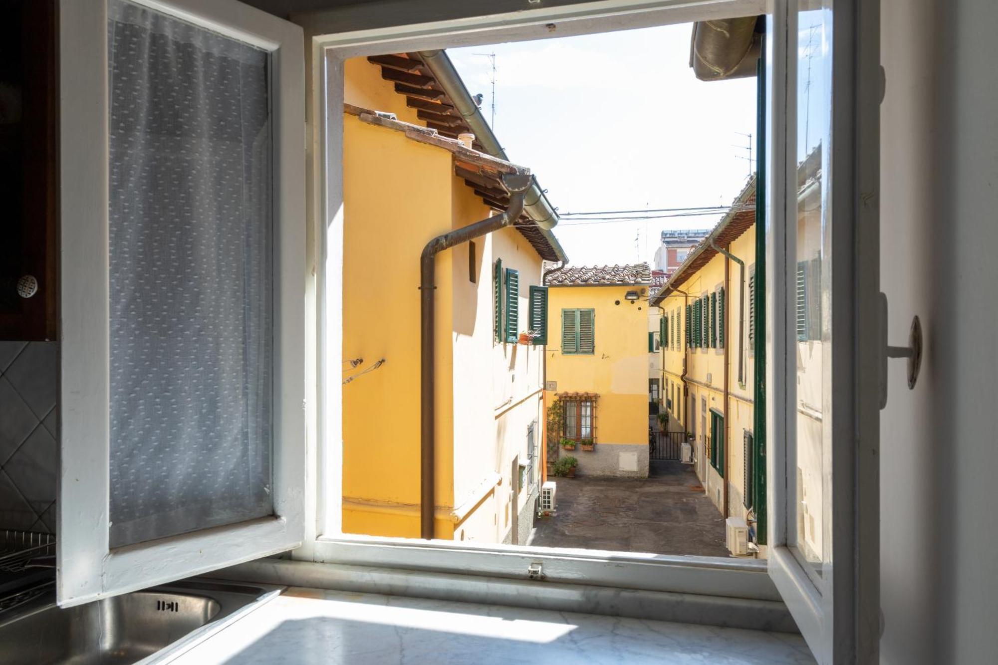 Апартаменты La Casa Di Emilia Флоренция Экстерьер фото