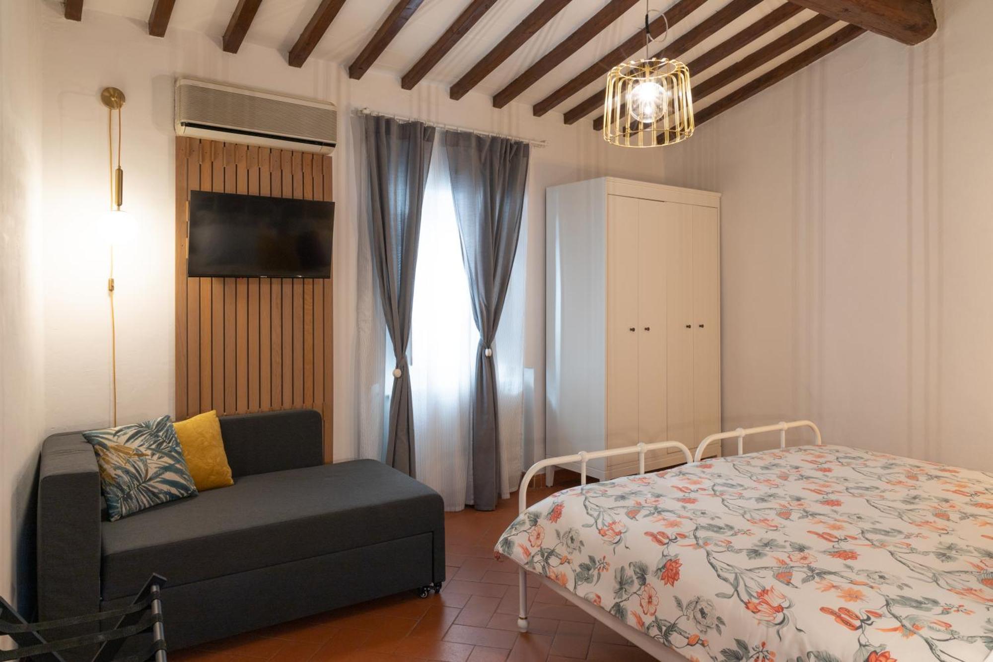 Апартаменты La Casa Di Emilia Флоренция Экстерьер фото